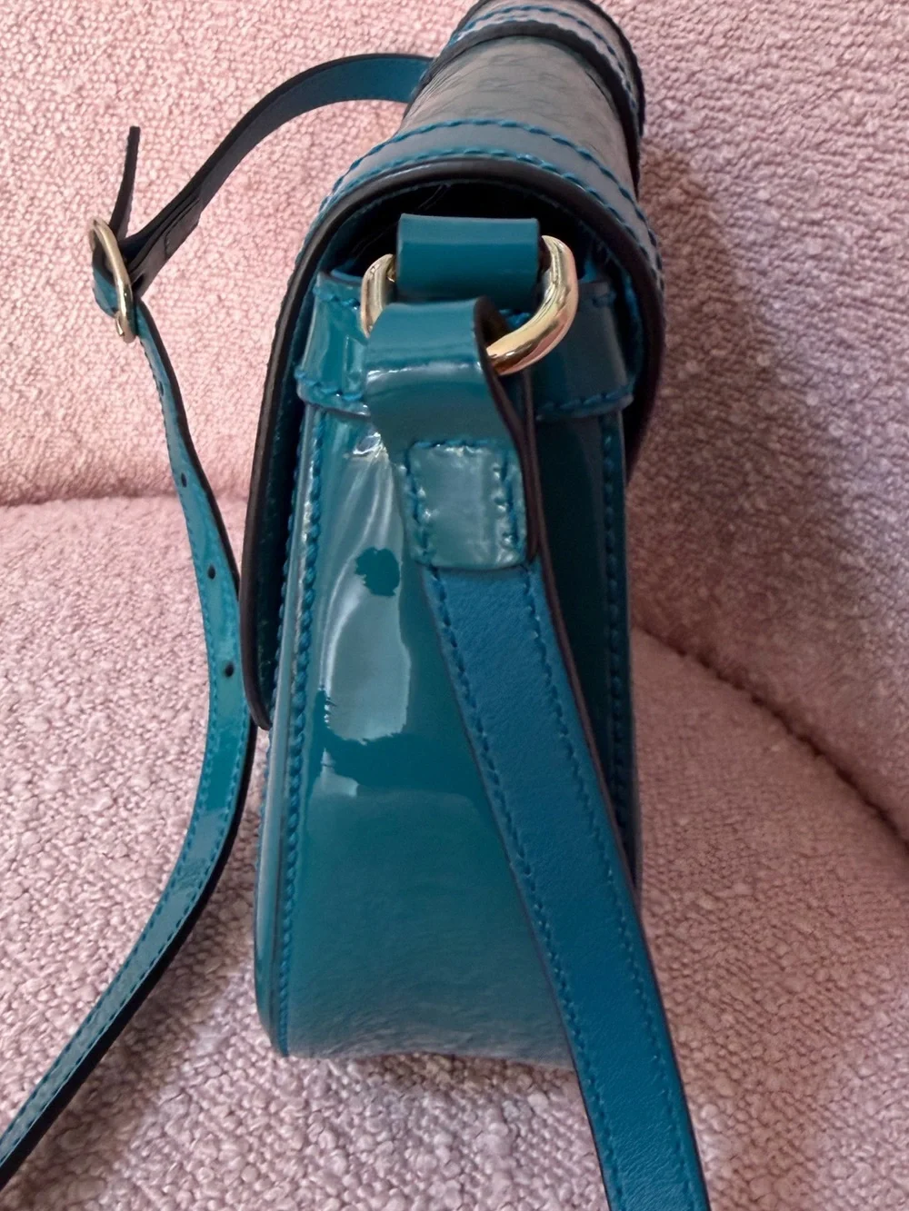 Gucci Microguccissima Crossbody Bag Micro - Picture 8 of 15